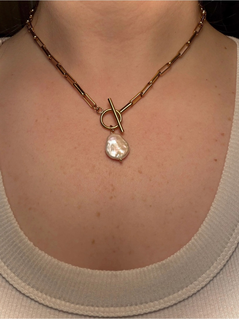 Gold Chain Necklace with White Baroque Pearl Pendant